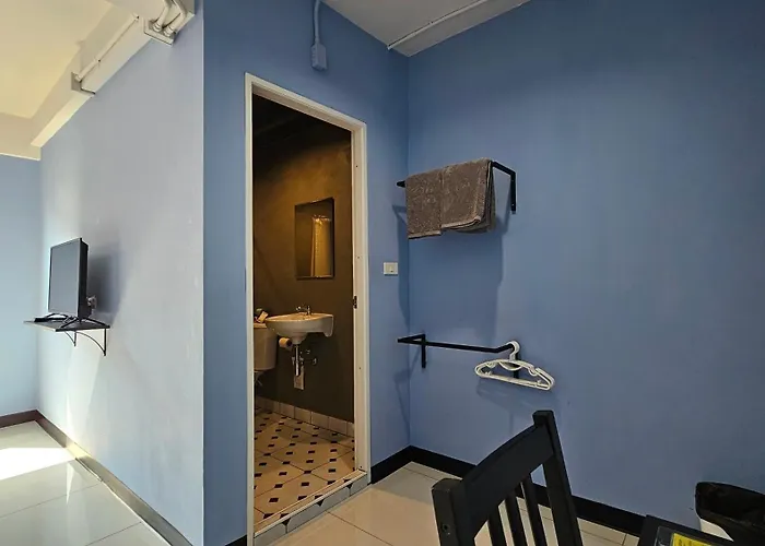 Housemode - Baanyai @ Wongwian Yai 4*